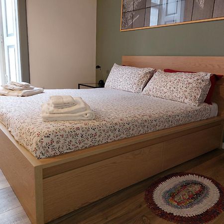 Museum Comfort Apartment نابولي المظهر الخارجي الصورة