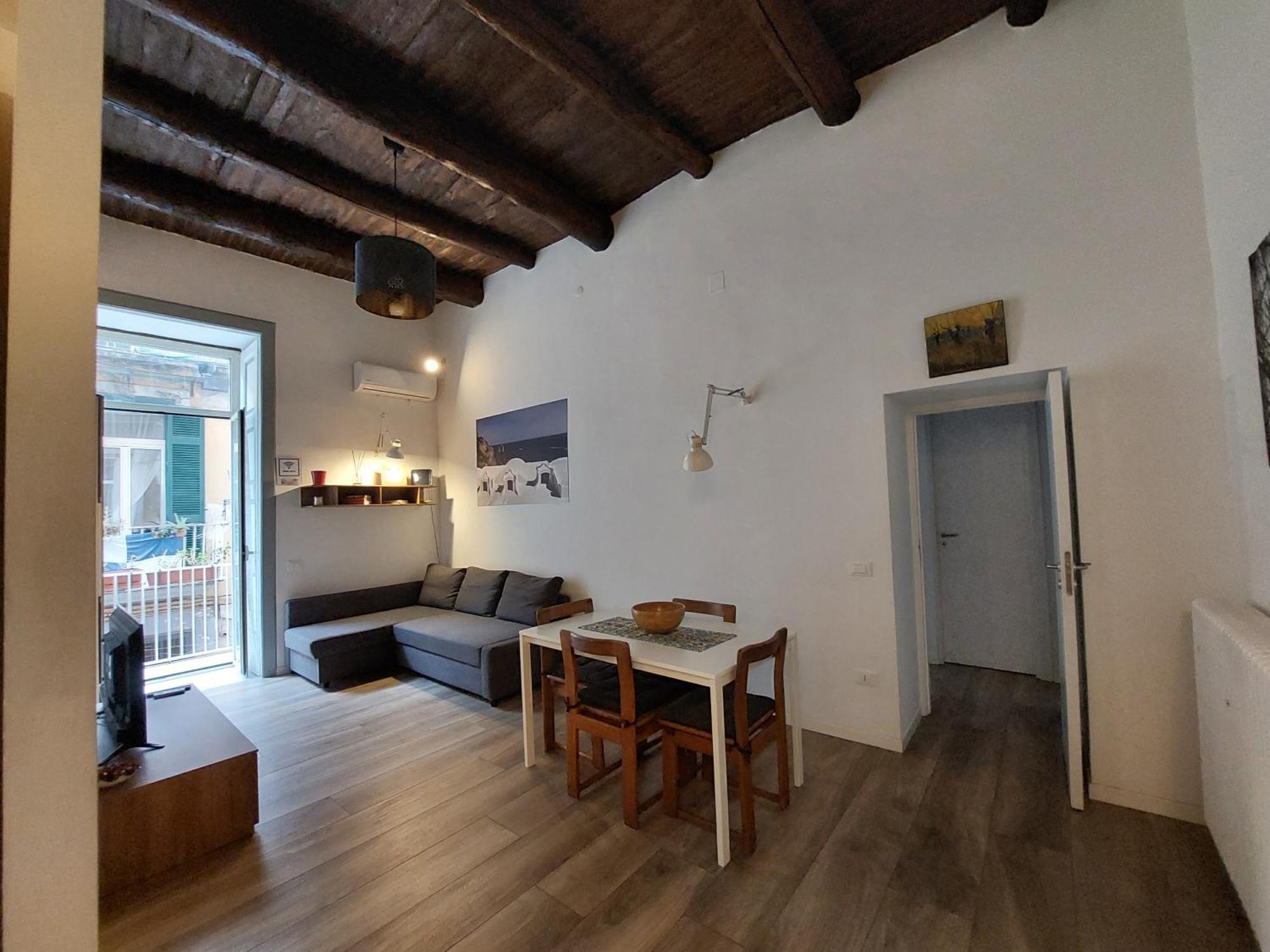 Museum Comfort Apartment نابولي المظهر الخارجي الصورة